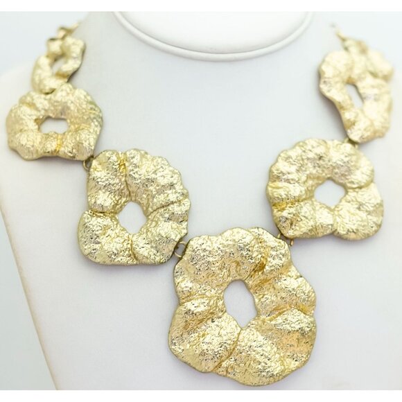 18 inch, Vintage Abstract Hollow Stone Gold Tone Bib Necklace - V23 - Picture 2 of 2